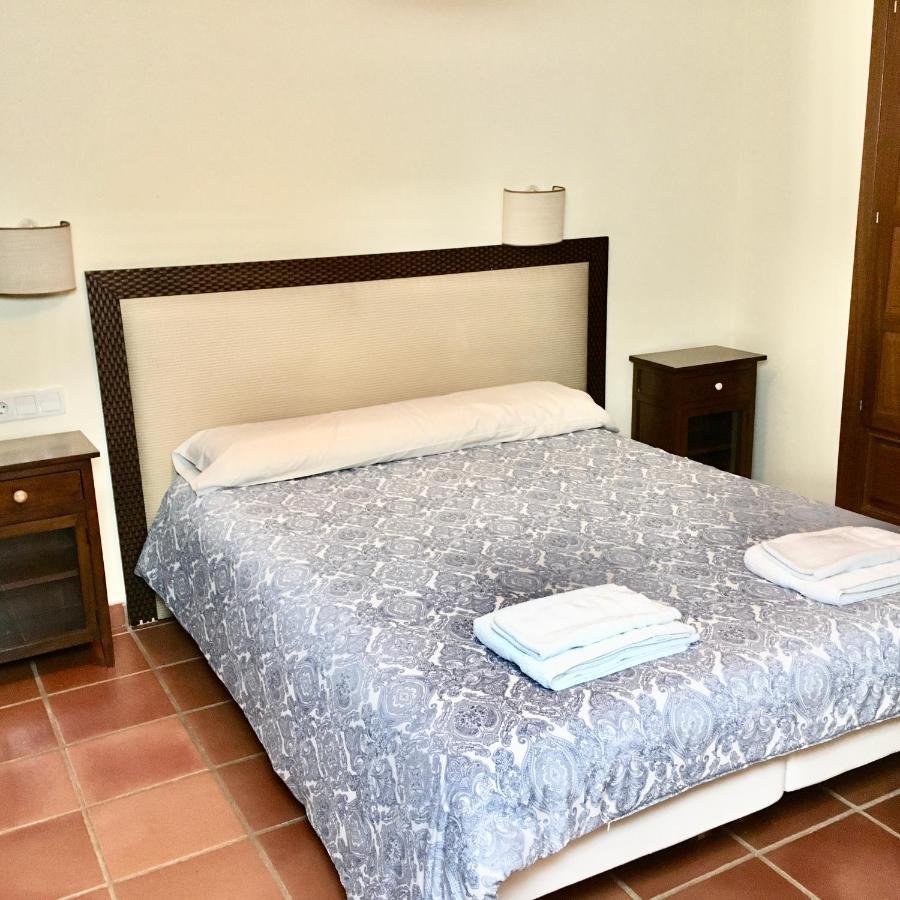 Maison d'hôtes Casa Roble à Almenara de Tormes Extérieur photo