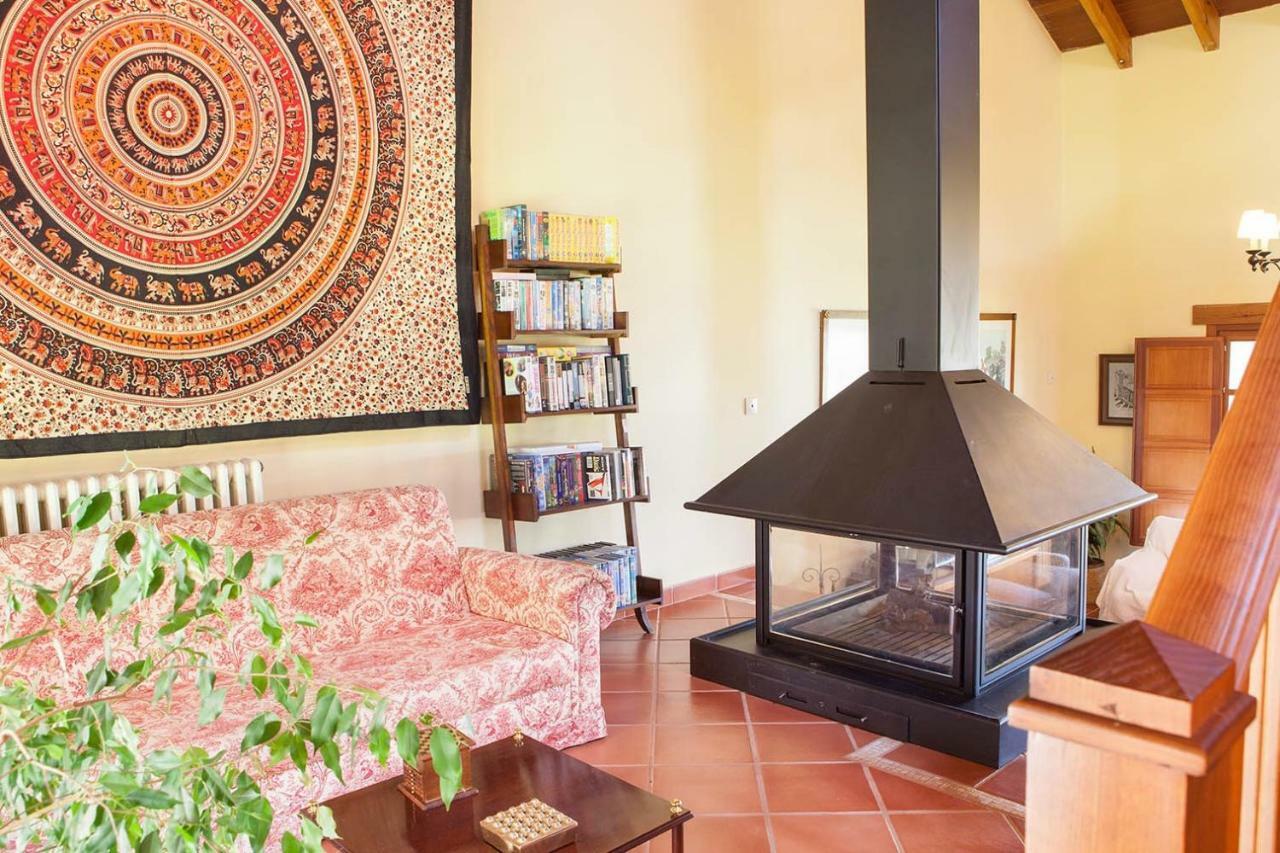 Maison d'hôtes Casa Roble à Almenara de Tormes Extérieur photo