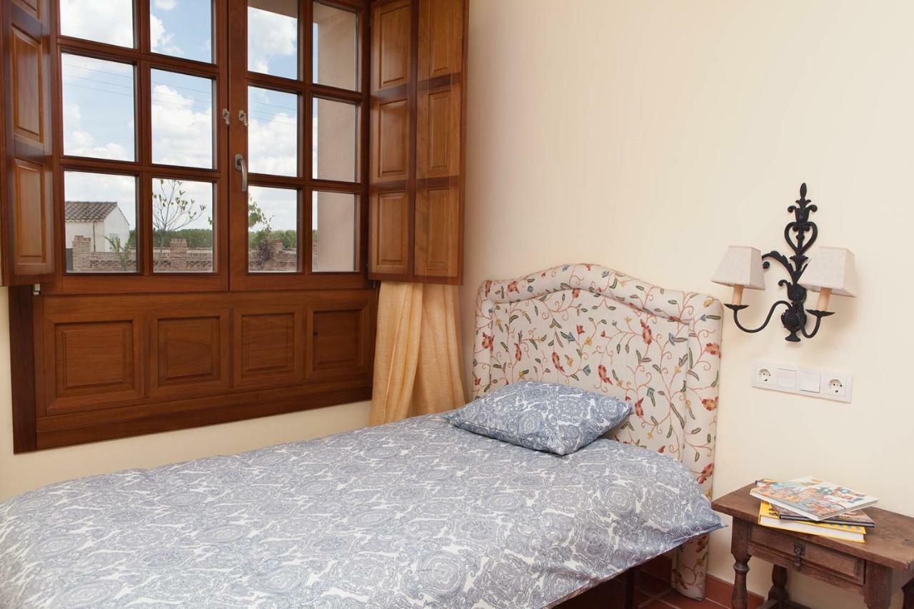 Maison d'hôtes Casa Roble à Almenara de Tormes Extérieur photo